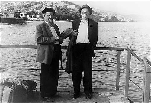 М.А.Лаврентьев и И.В.Курчатов (Крым, 1958)